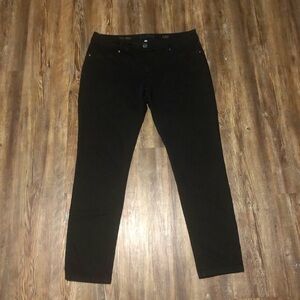 DL1961 Jeans Women's 31 Emma Black Power Legging in Riker Mid Rise Denim
